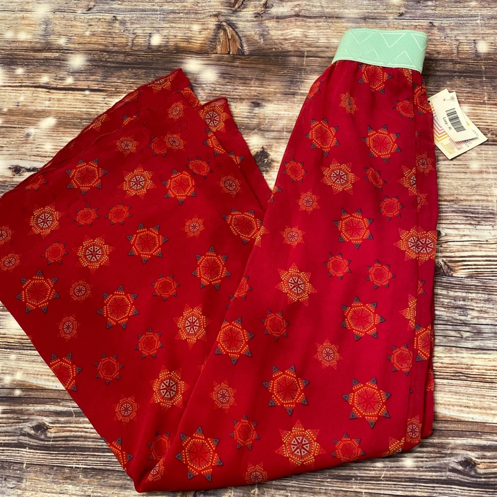 NWT Lularoe Lucy skirt size XL